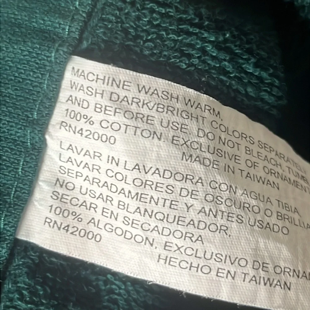 Vintage 1990s Christmas Velvet Green Embroidered Santa Claus Towels Set of 3 - Picture 9 of 14